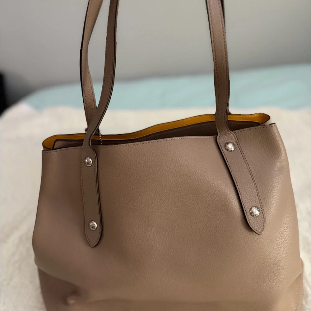 Coach Park Metro Shoulder Bag - Picture 6 of 11